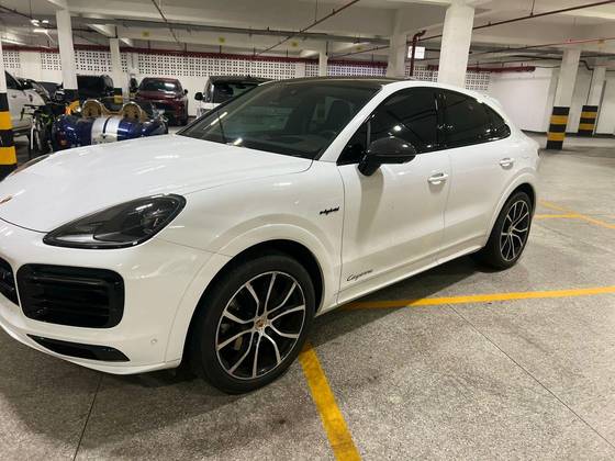 PORSCHE CAYENNE 3.0 V6 E-HYBRID COUPÉ AWD TIPTRONIC S